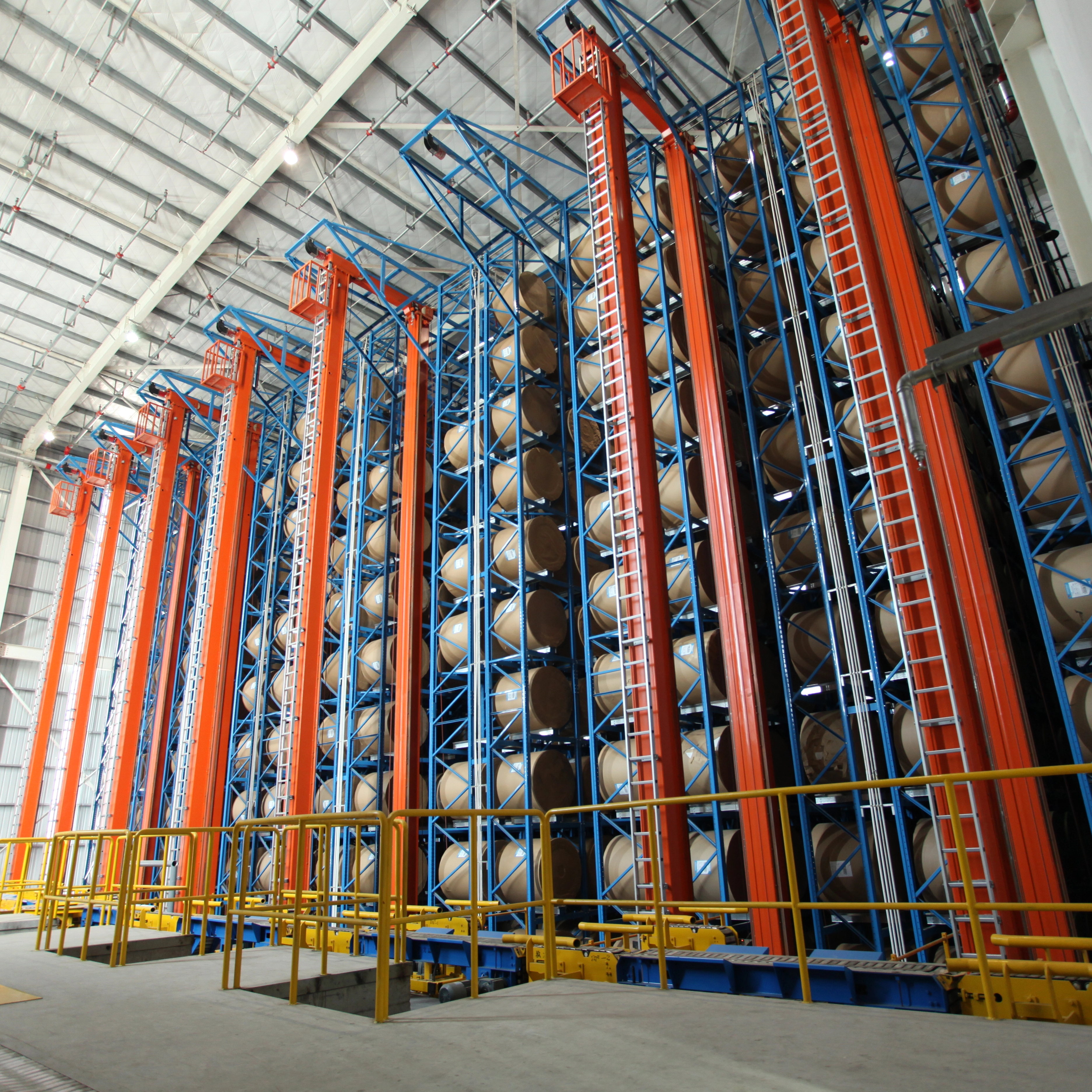 Système de rayonnage automatique à haute densité