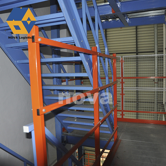 Plateforme de revêtements de sol en métal Steem Heavy Duty et étagère de sol en mezzanine de Nova