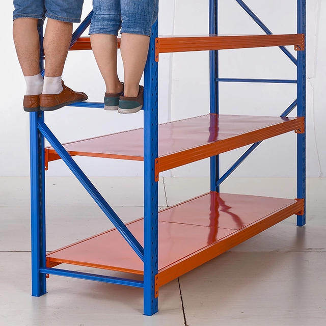 &Eacute;tag&egrave;res &agrave; usage moyen